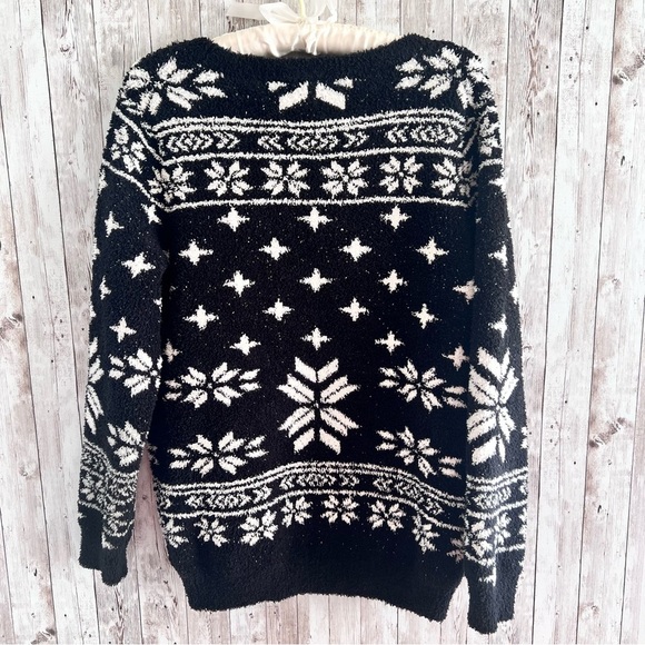 Barefoot Dreams Cozy Fleece Holiday Sweatshirt Medium - Picture 2 of 5